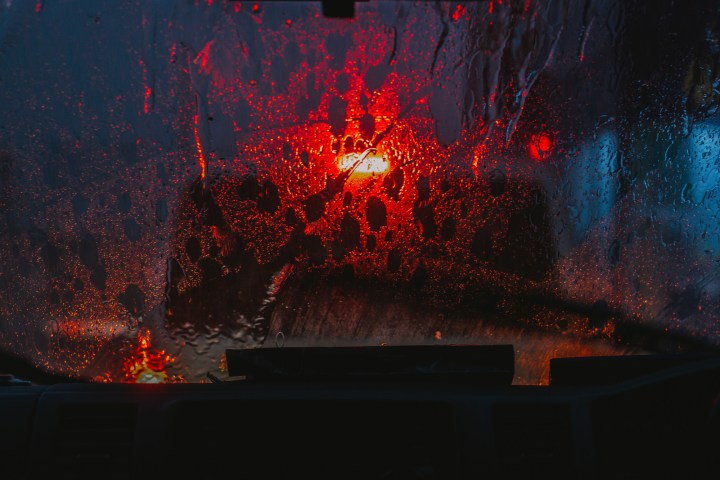 17511374666_c795134757_h